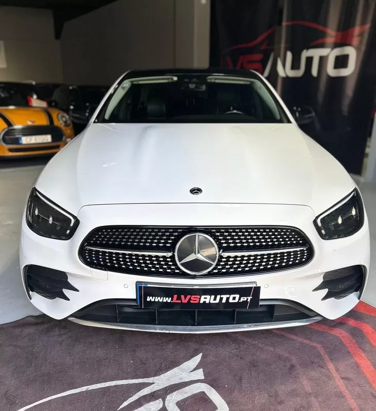Mercedes-Benz E 200 d AMG Line - foto 7