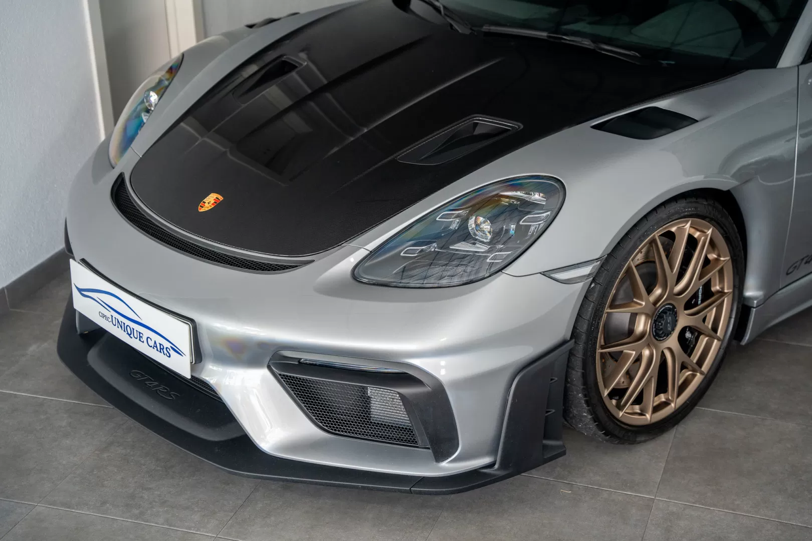 Porsche 718 Cayman GT4 RS - foto 3