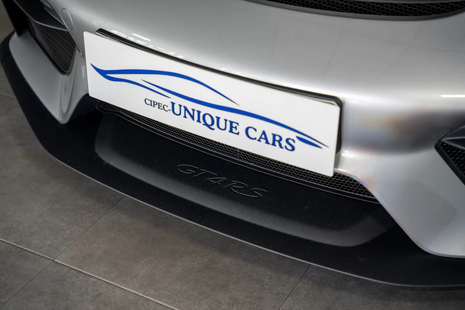 Porsche 718 Cayman GT4 RS - foto 6