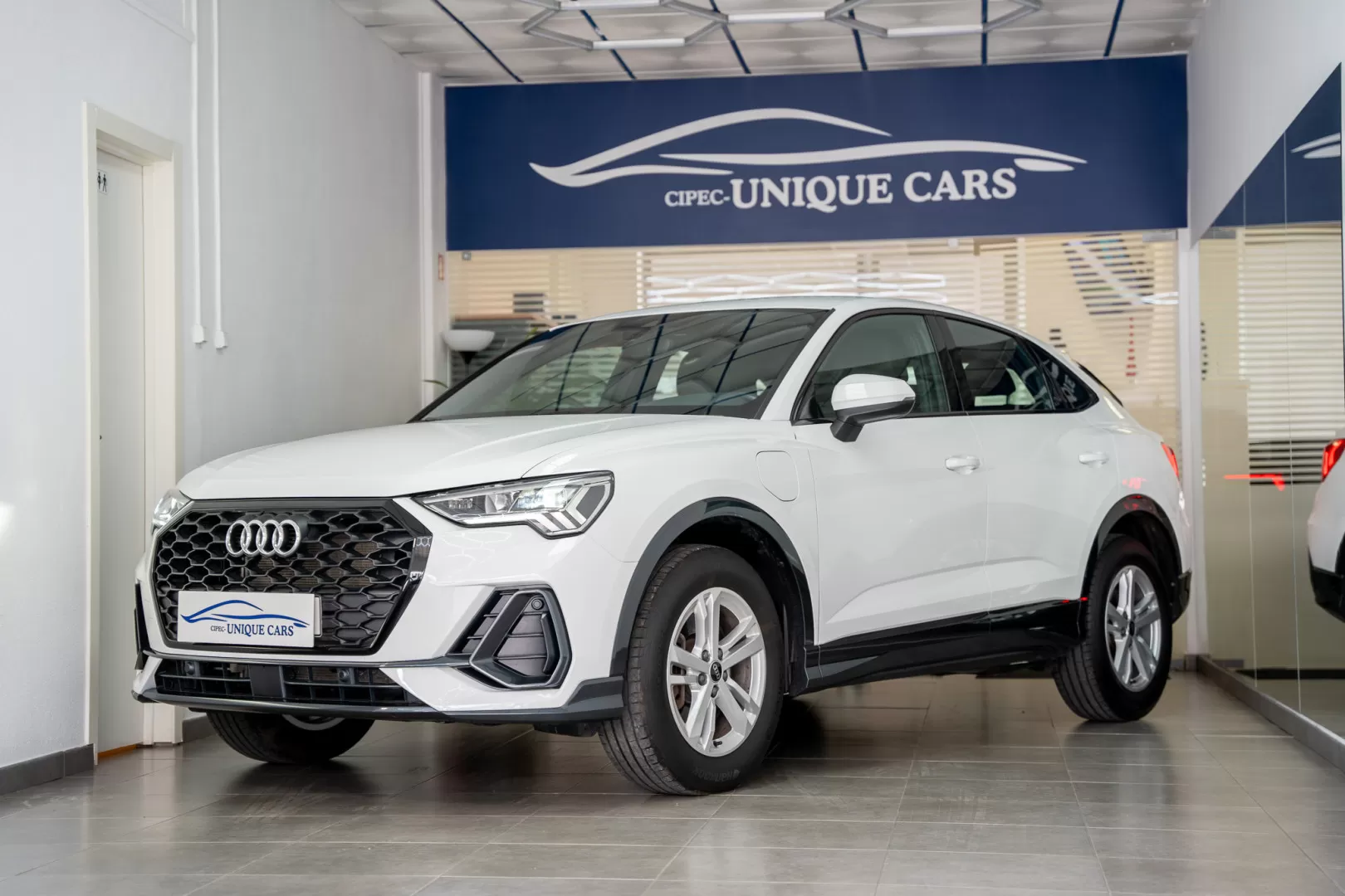 Audi Q3 Sportback 45 TFSIe S tronic S line - foto 6
