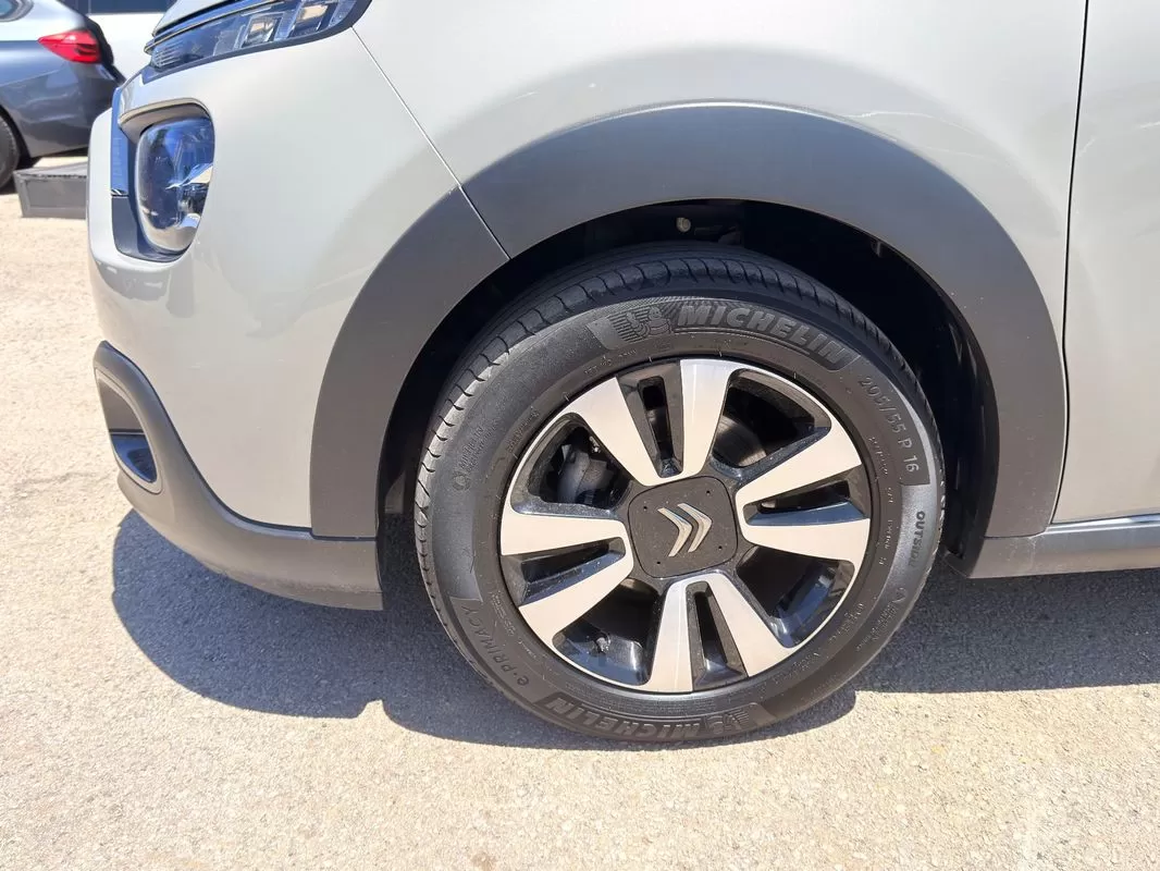 Citroën C3  Pure Tech 110 S S Shine - foto 3