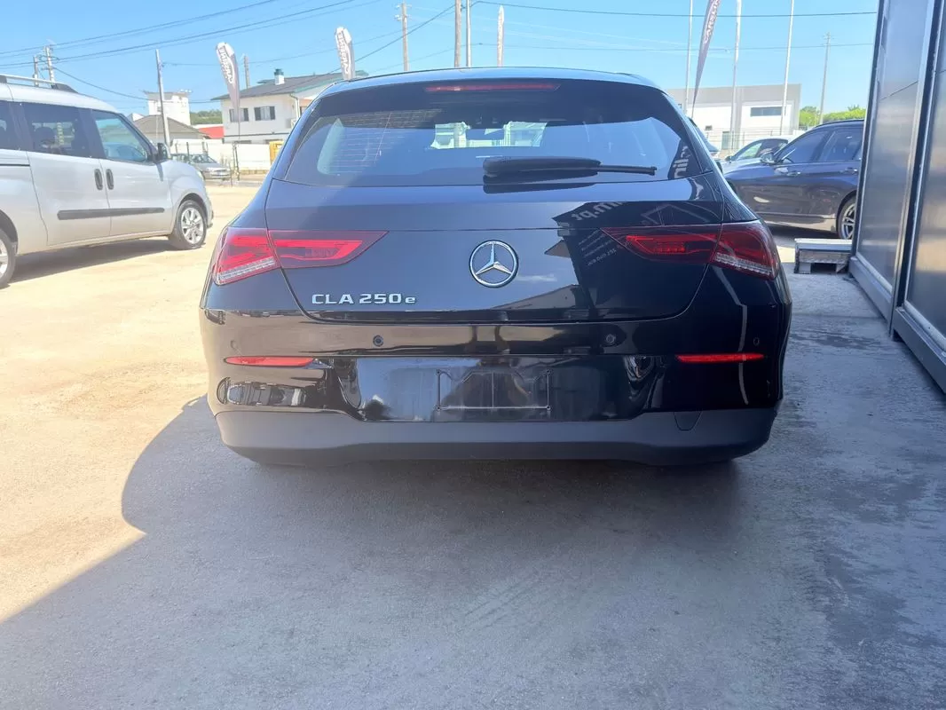 Mercedes-Benz CLA 250  E 8g  Dct Edition Progressive Line - foto 4