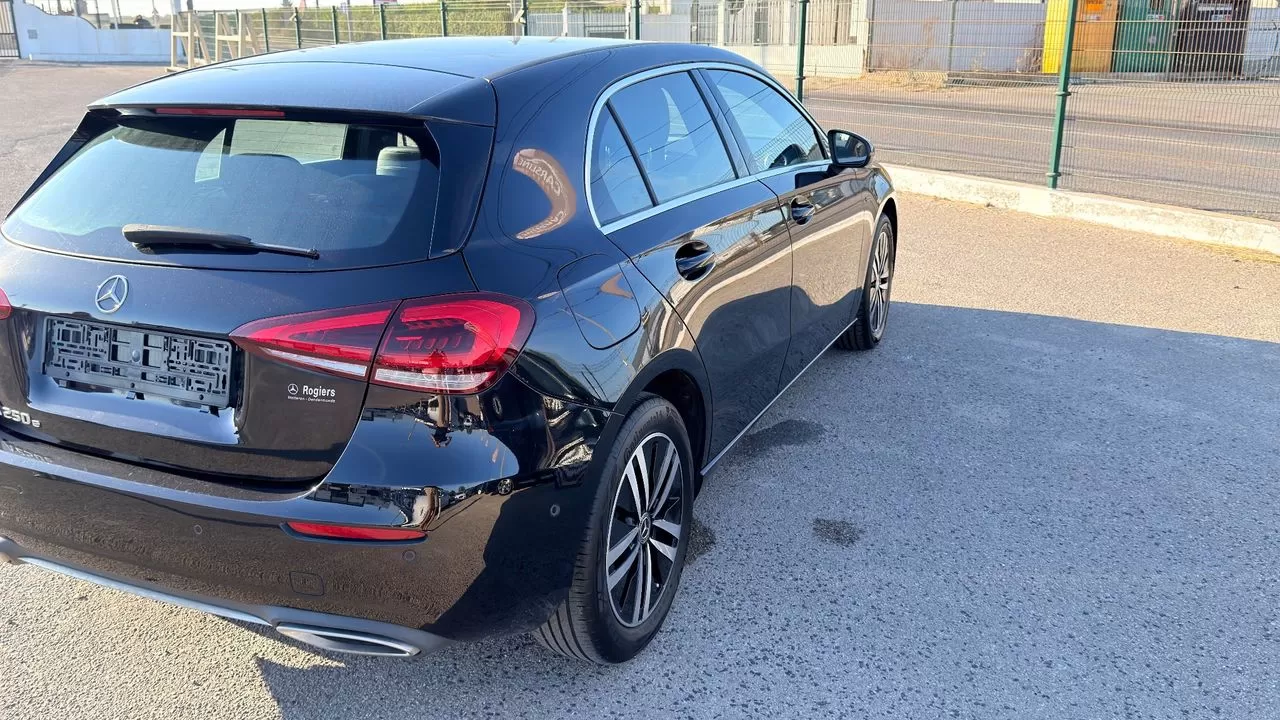 Mercedes-Benz A 250 e Progressive - foto 3