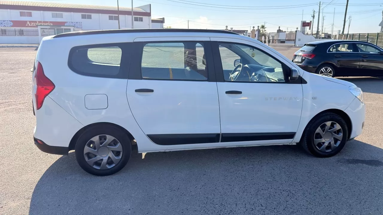 Dacia Lodgy  Tce 115 Stepway - foto 3