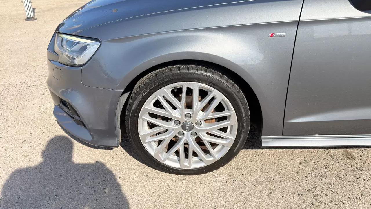 Audi A3 Sportback 1.6 TDI S-line - foto 5