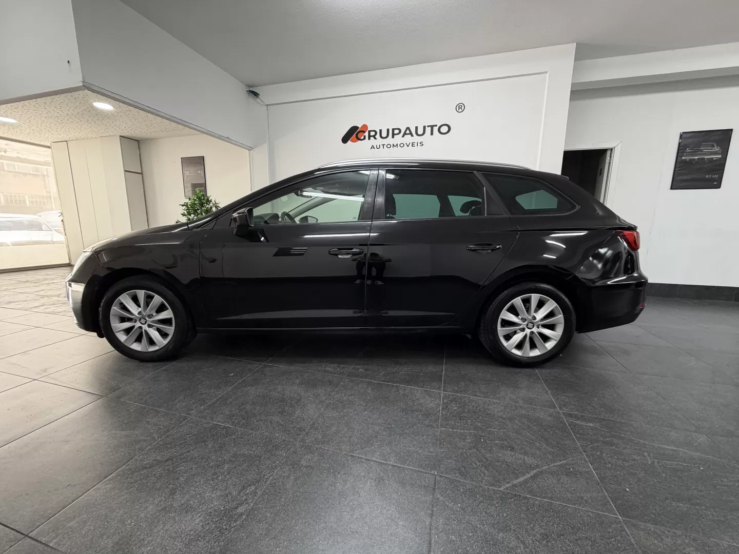 Seat Leon ST 1.6 TDI Reference S/S - foto 2