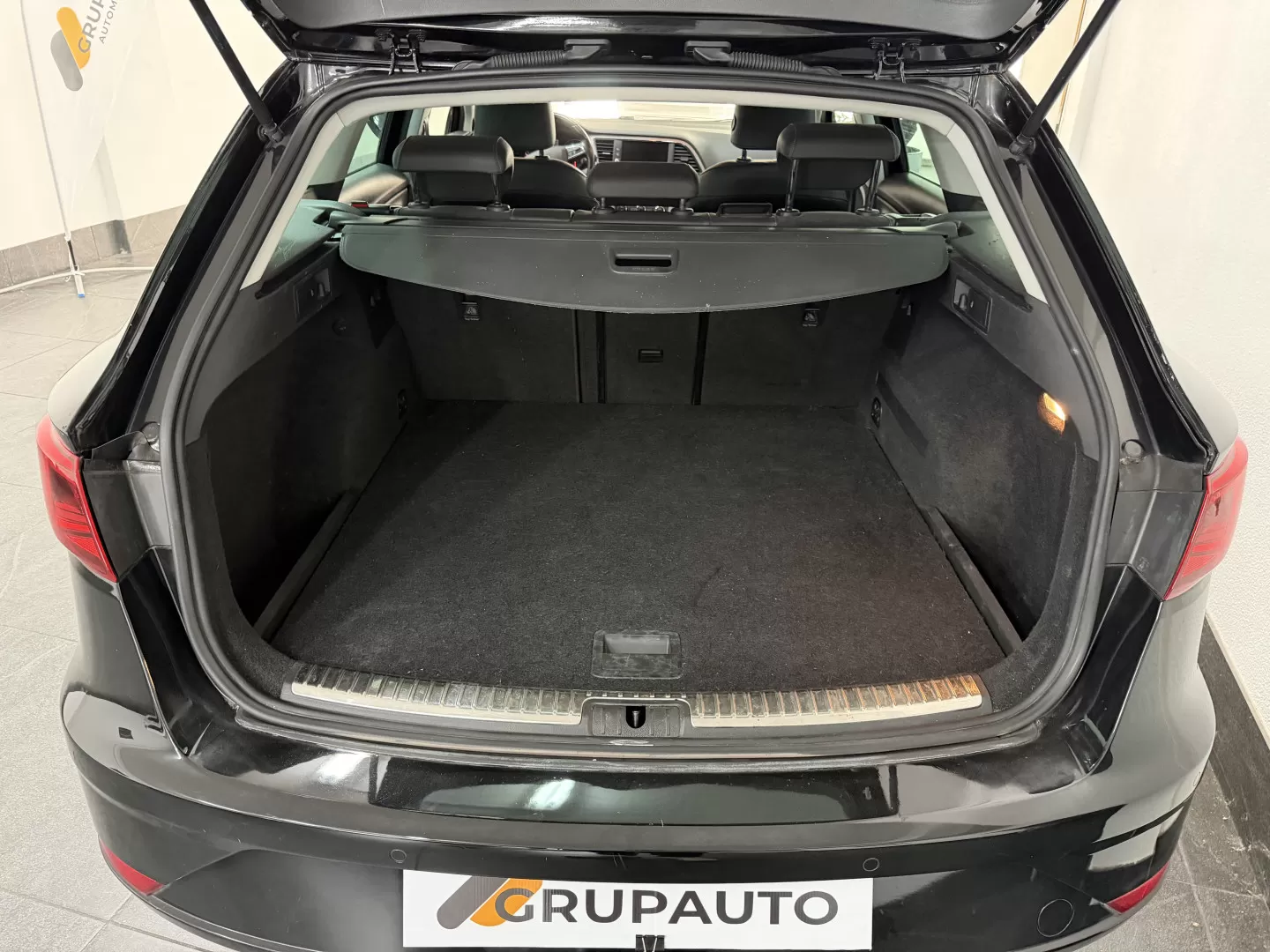 Seat Leon ST 1.6 TDI Reference S/S - foto 5