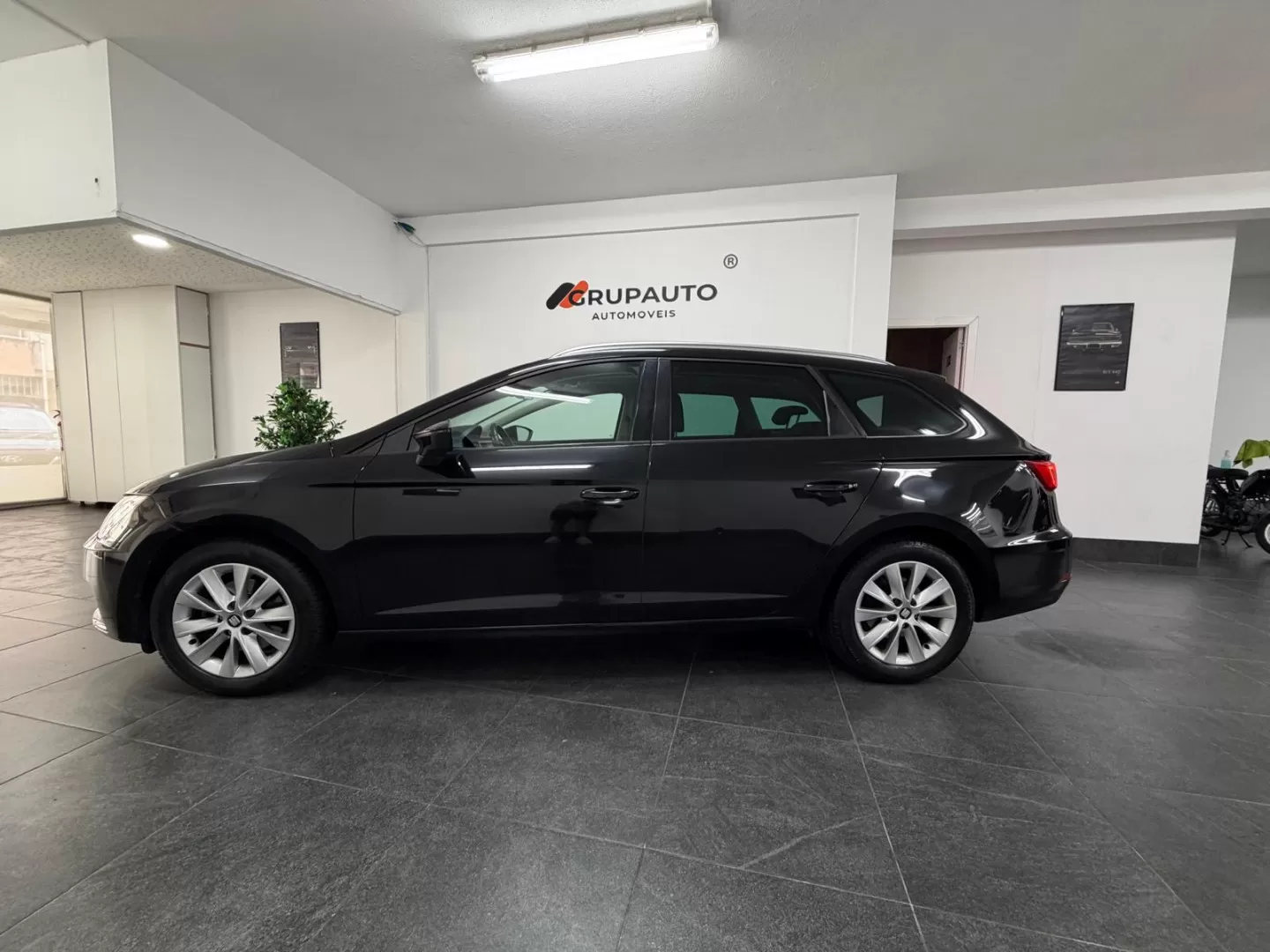Seat Leon 1.6 TDI Style S/S - foto 3