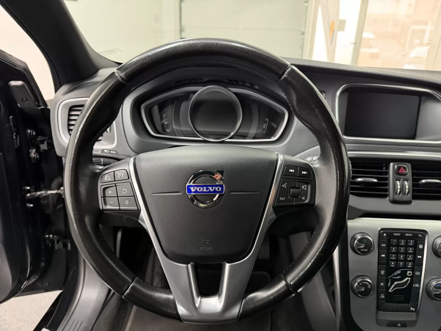 Volvo V40 1.6 D2 Volvo Ocean Race - foto 8