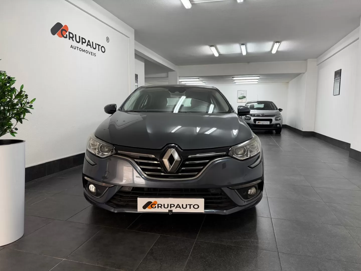 Renault Mégane 1.2 TCE Limited - foto 3