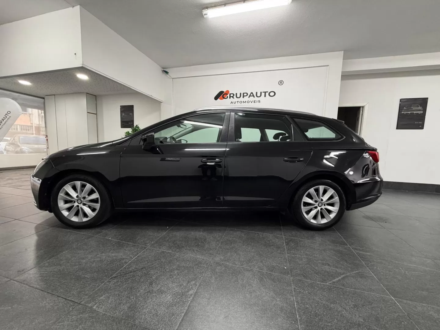 Seat Leon ST 1.6 TDI Style Ecomotive - foto 2