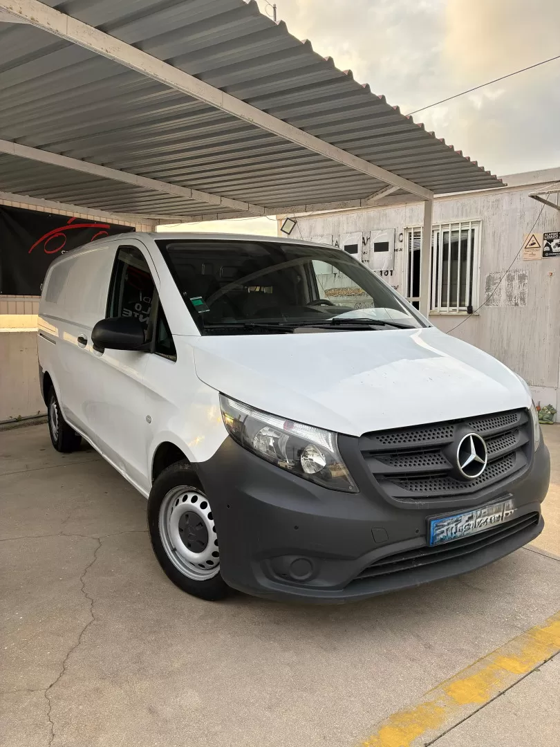 Mercedes-Benz  Vito