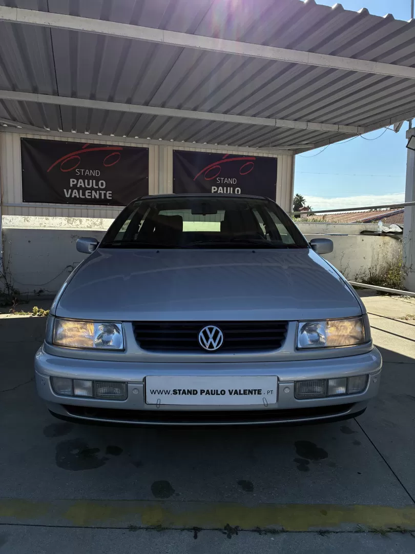 VW Passat 1.6 Confortline Plus - foto 2
