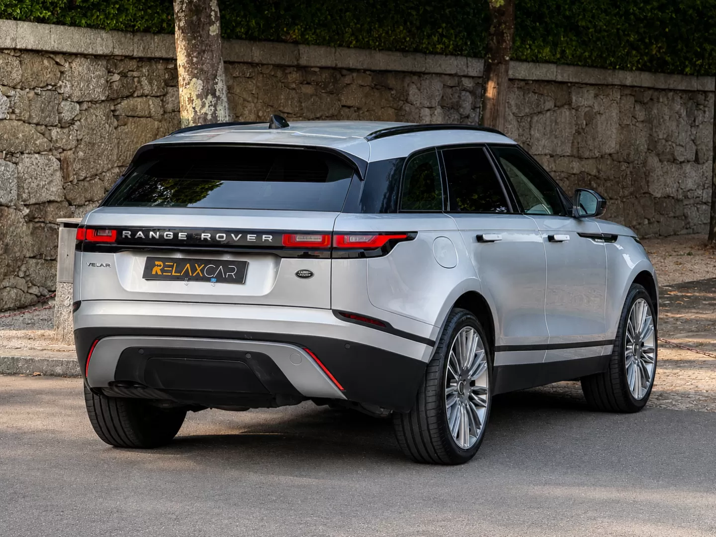 Land Rover Velar 2.0d R-Dynamic - foto 2