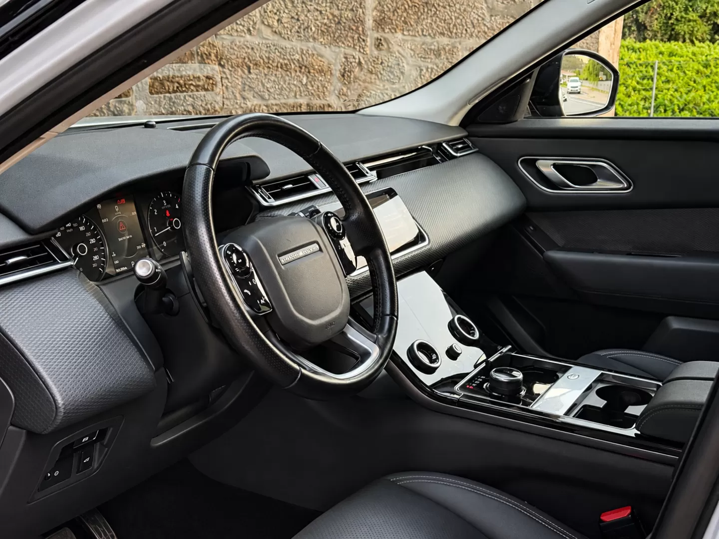 Land Rover Velar 2.0d R-Dynamic - foto 3