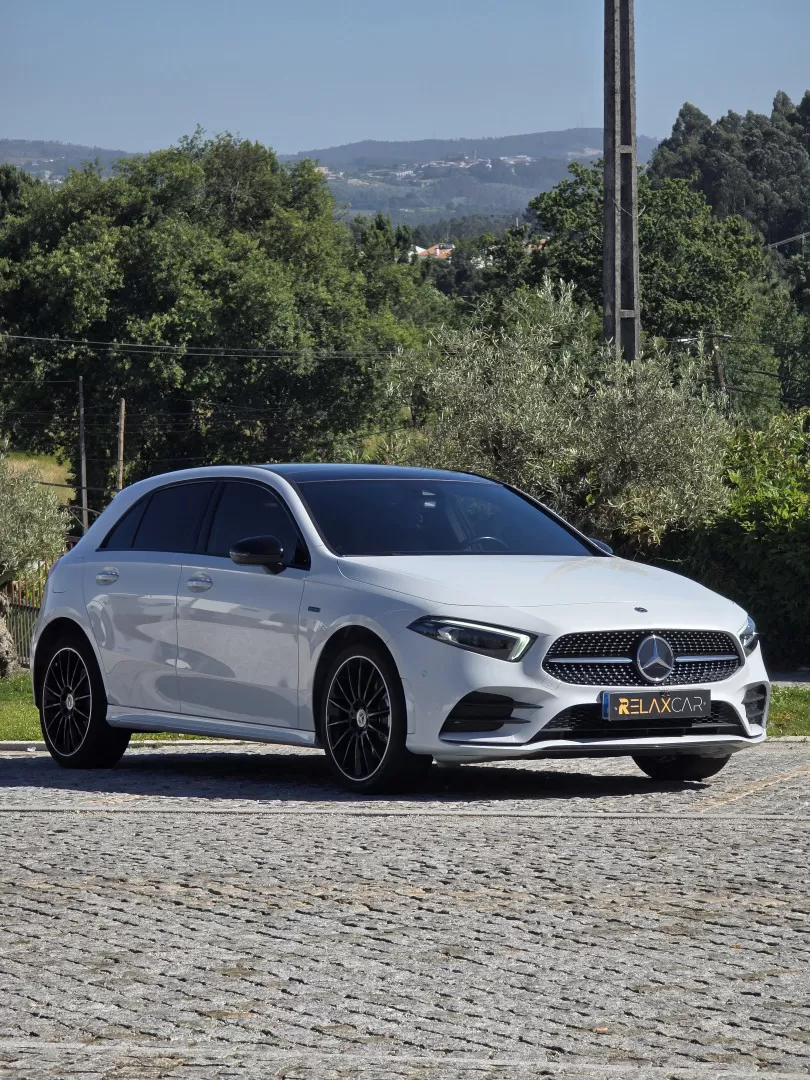 Mercedes-Benz A 250 e 8G-DCT AMG Line - foto 5