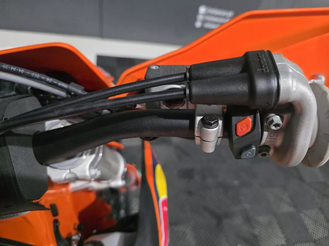 KTM 450 EXC-F CHAMPION EDITION - foto 8