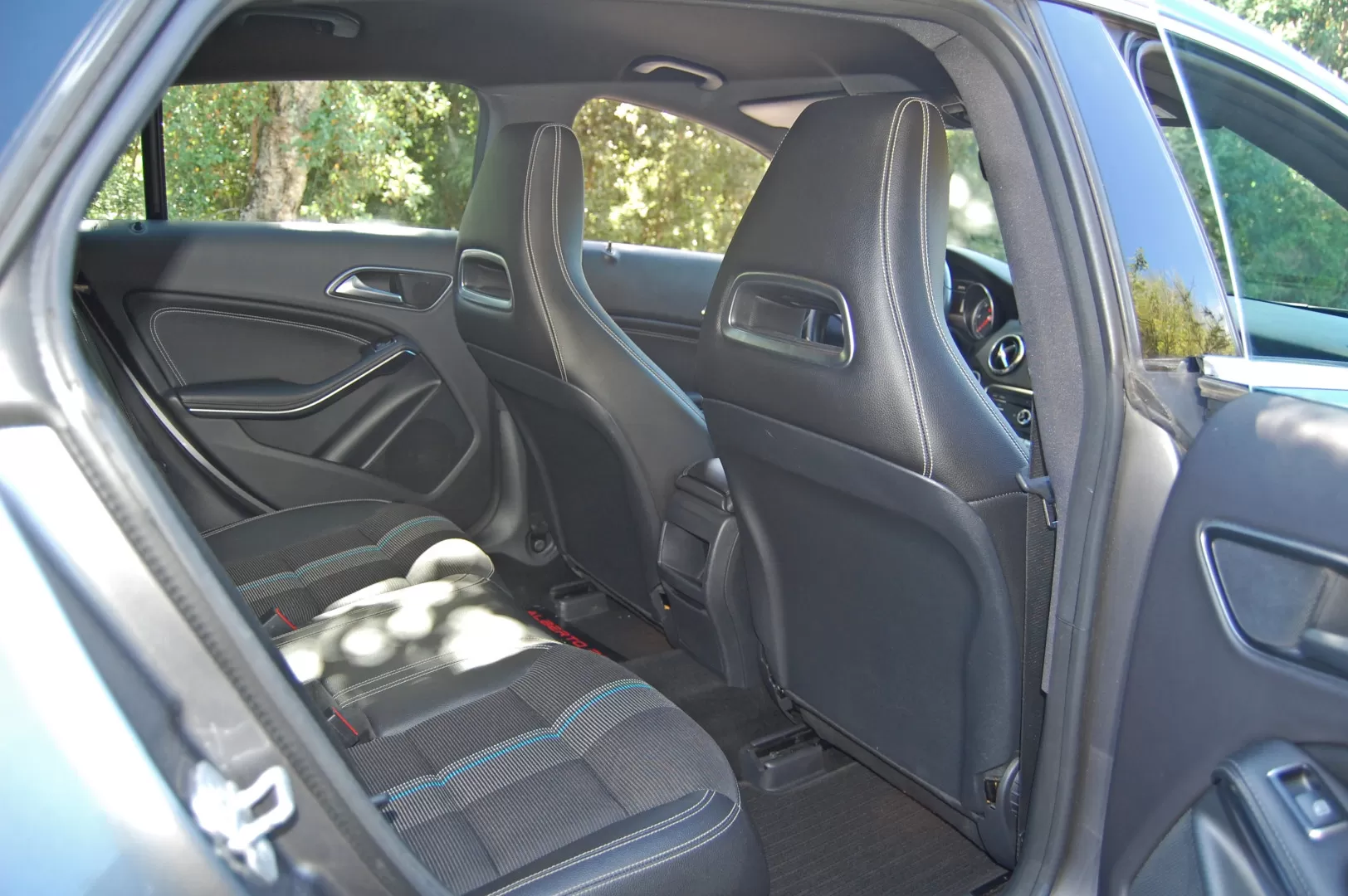 Mercedes-Benz CLA 180 d Shooting Brake Urban - foto 8