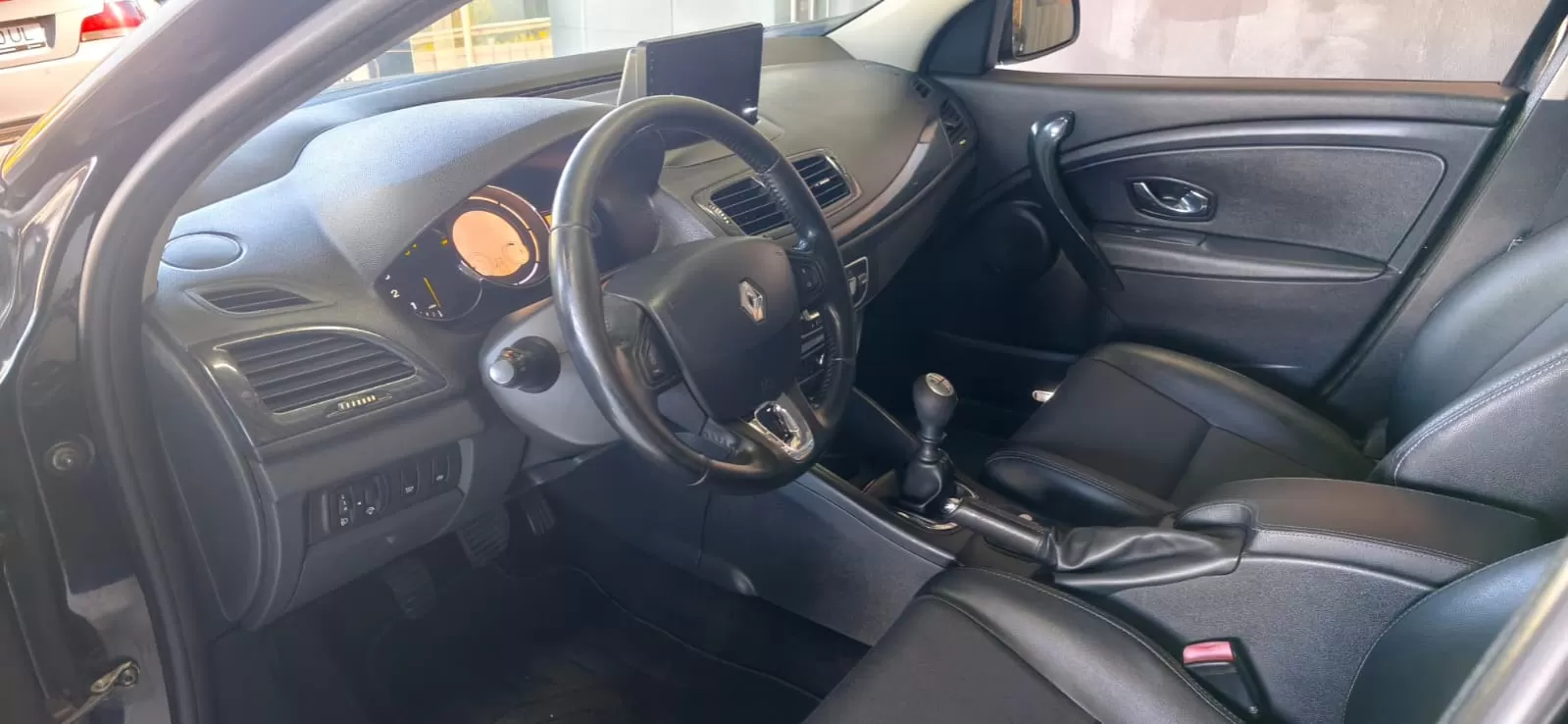 Renault Mégane Sport Tourer 1.5 dCi Limited - foto 7