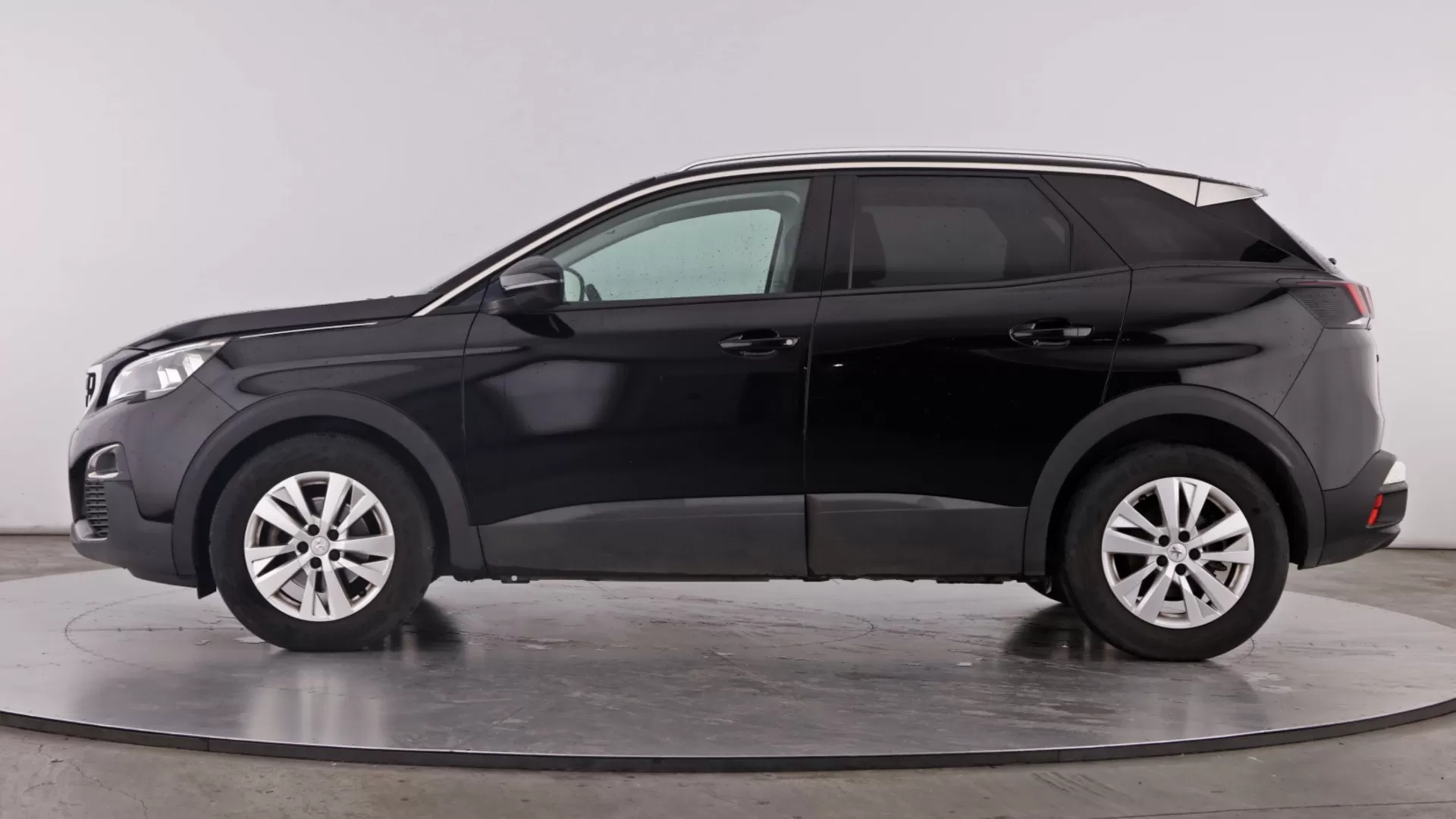 Peugeot 3008 1.5 BlueHDi Active Pack - foto 2