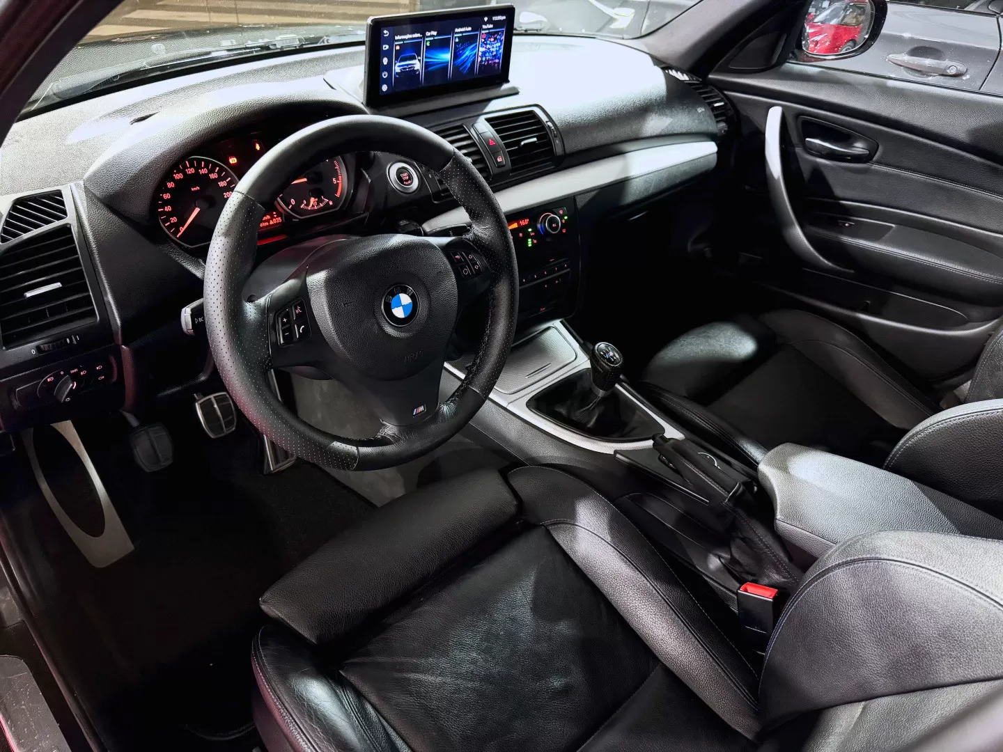 BMW 118 d Pack M - foto 7