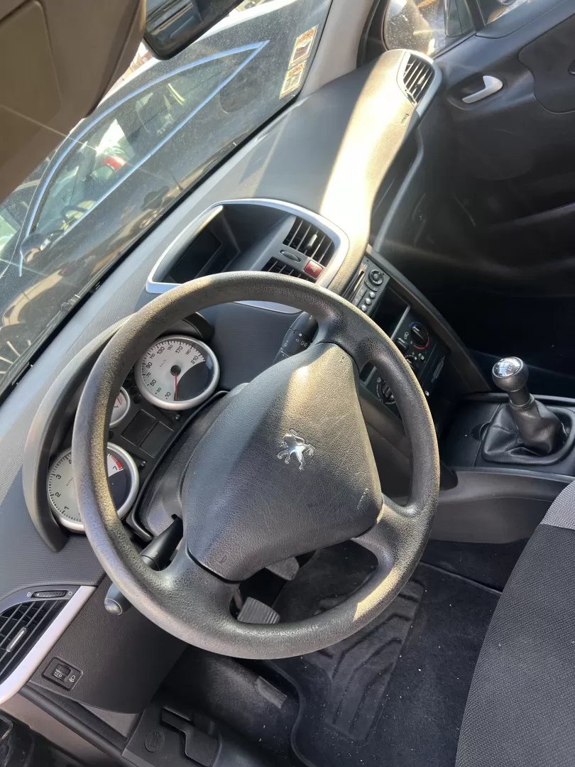 Peugeot 207 1.4 16V Sport - foto 4