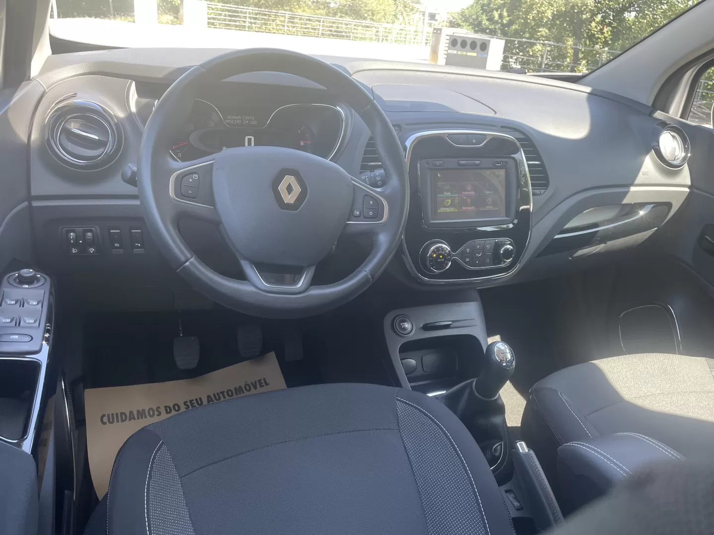 Renault Captur 1.0 TCe Exclusive - foto 8