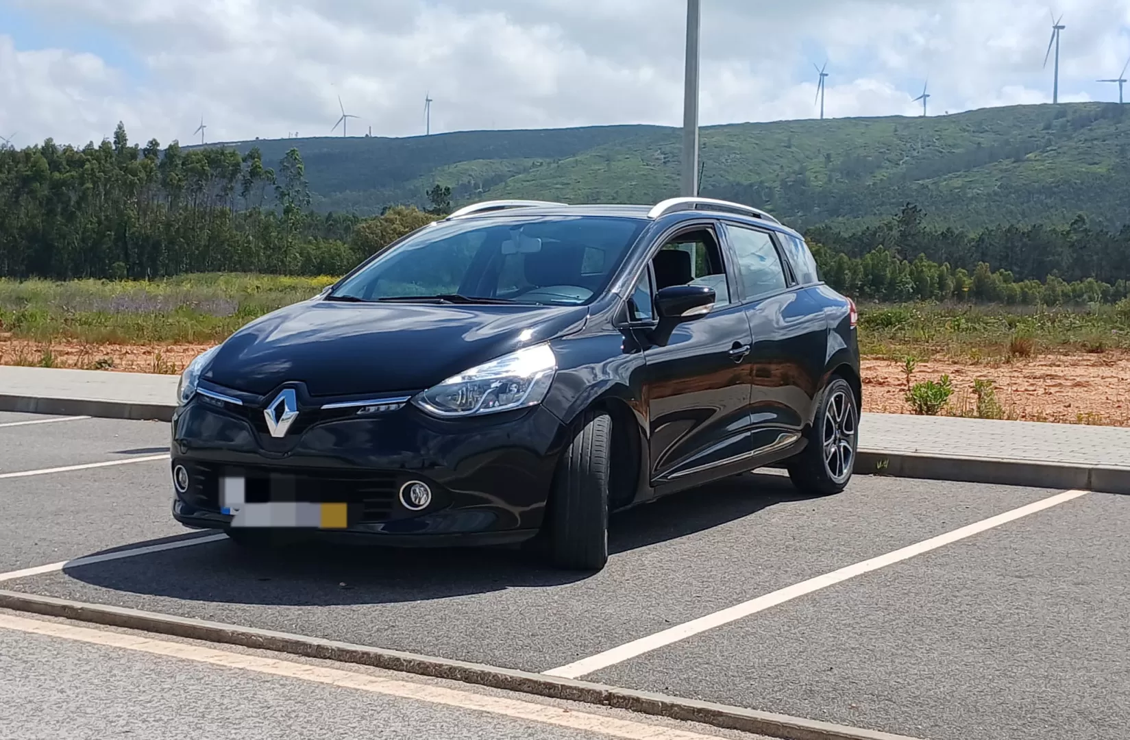 Renault Clio Sport Tourer 1.5 dCi Limited EDition - foto 2