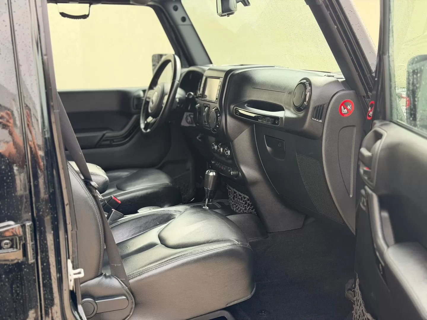 Jeep Wrangler Unlimited 2.8 CRD DPF Auto Rubicon - foto 6