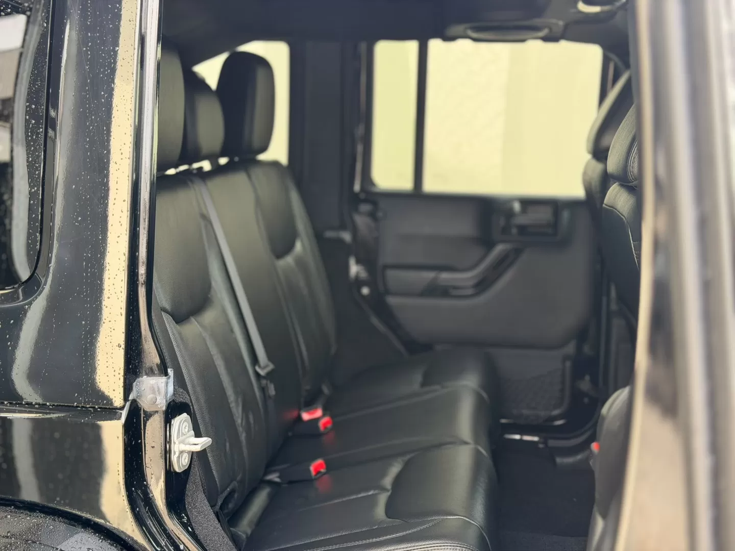 Jeep Wrangler Unlimited 2.8 CRD DPF Auto Rubicon - foto 8