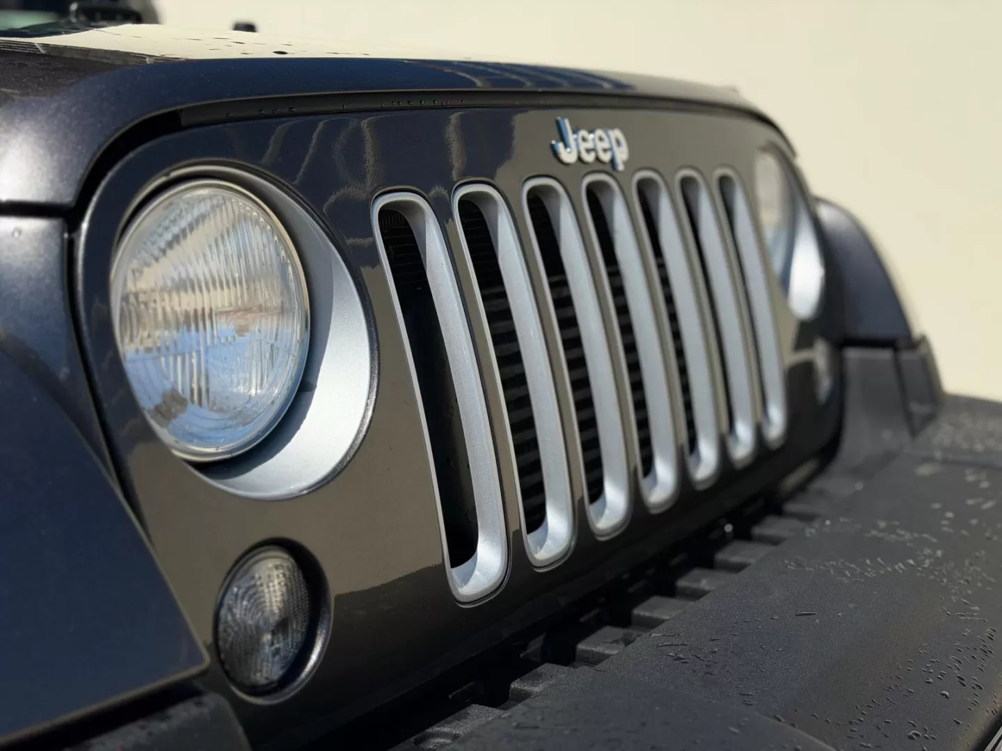 Jeep Wrangler Unlimited 2.8 CRD Sahara AT - foto 3