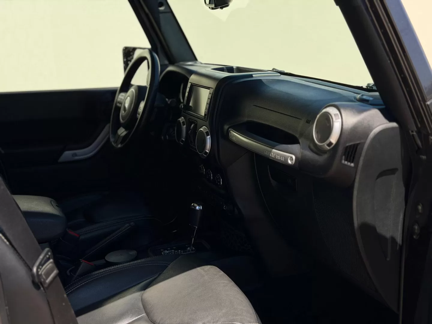 Jeep Wrangler Unlimited 2.8 CRD Sahara AT - foto 6