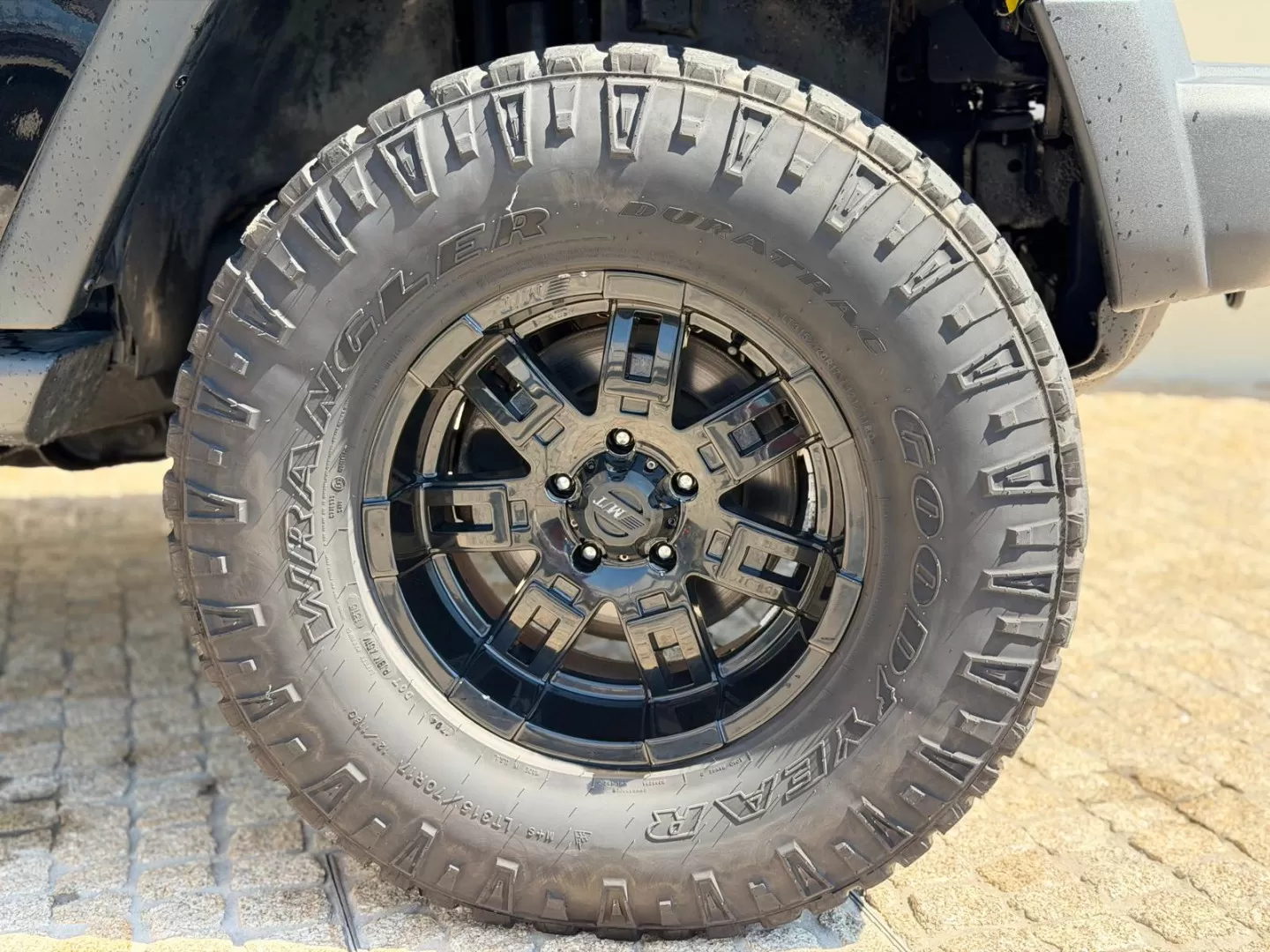 Jeep Wrangler Unlimited 2.8 CRD DPF Auto X - foto 5
