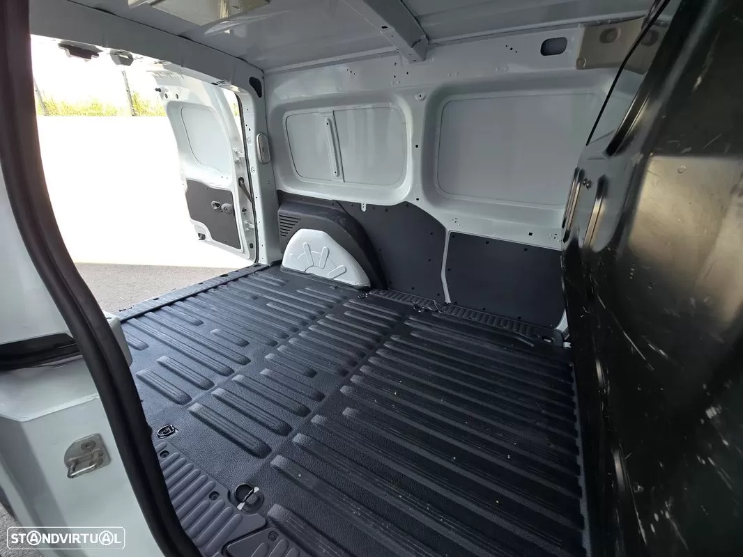 Renault  Kangoo MAXI 1.5 DCI 3 Lugares - foto 3