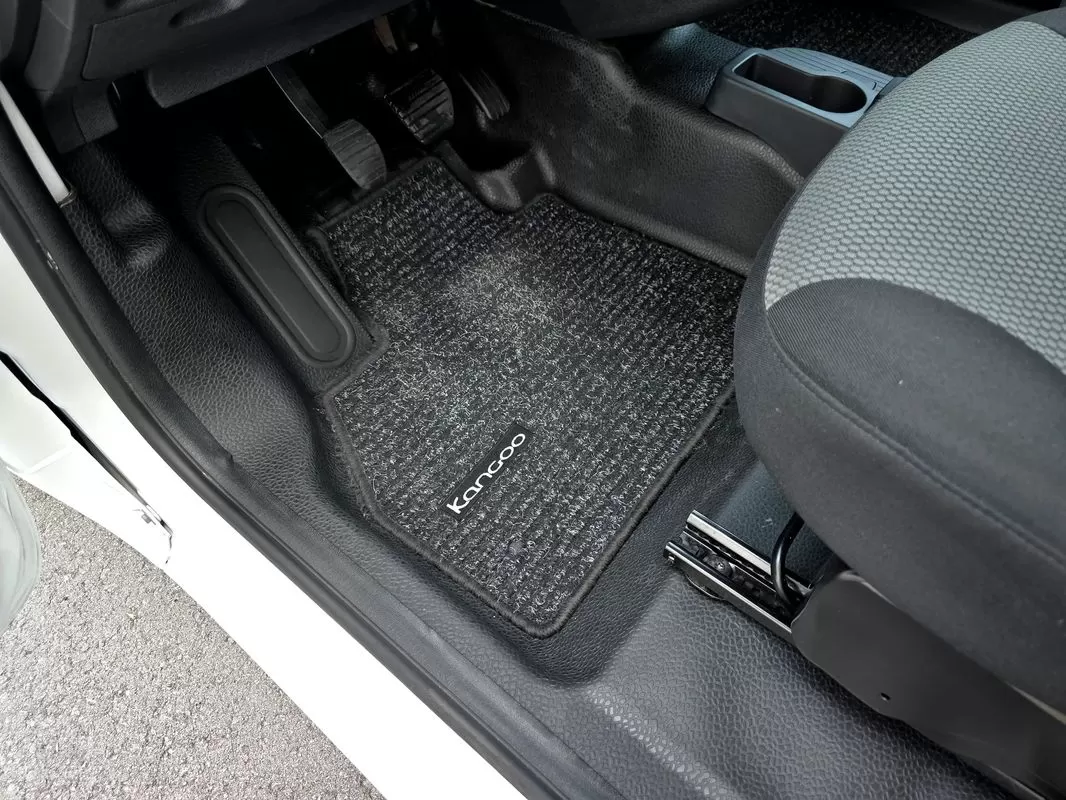 Renault  Kangoo MAXI 1.5 DCI 3 Lugares - foto 6