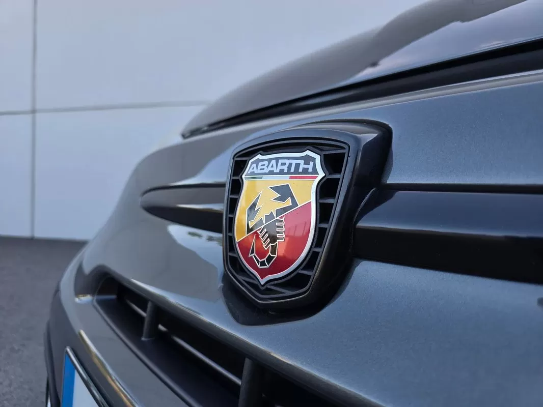 Abarth 595 1.4 T-Jet Turismo MTA - foto 4