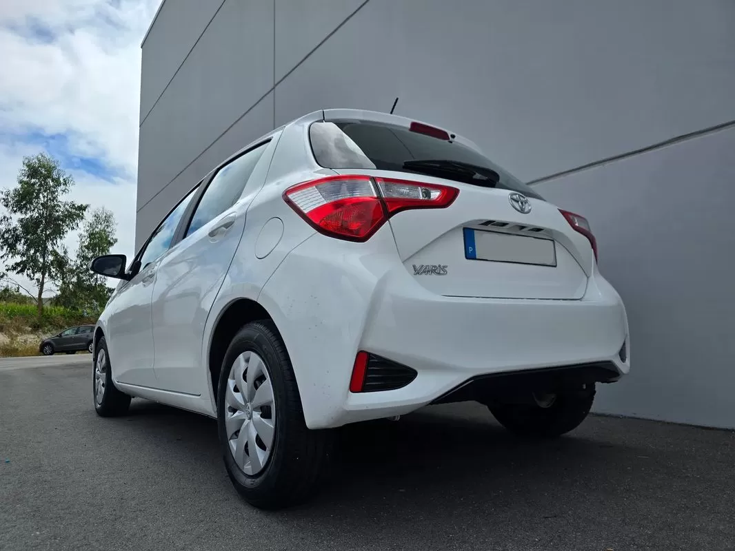 Toyota Yaris 1.0 VVT-i ACtive - foto 4