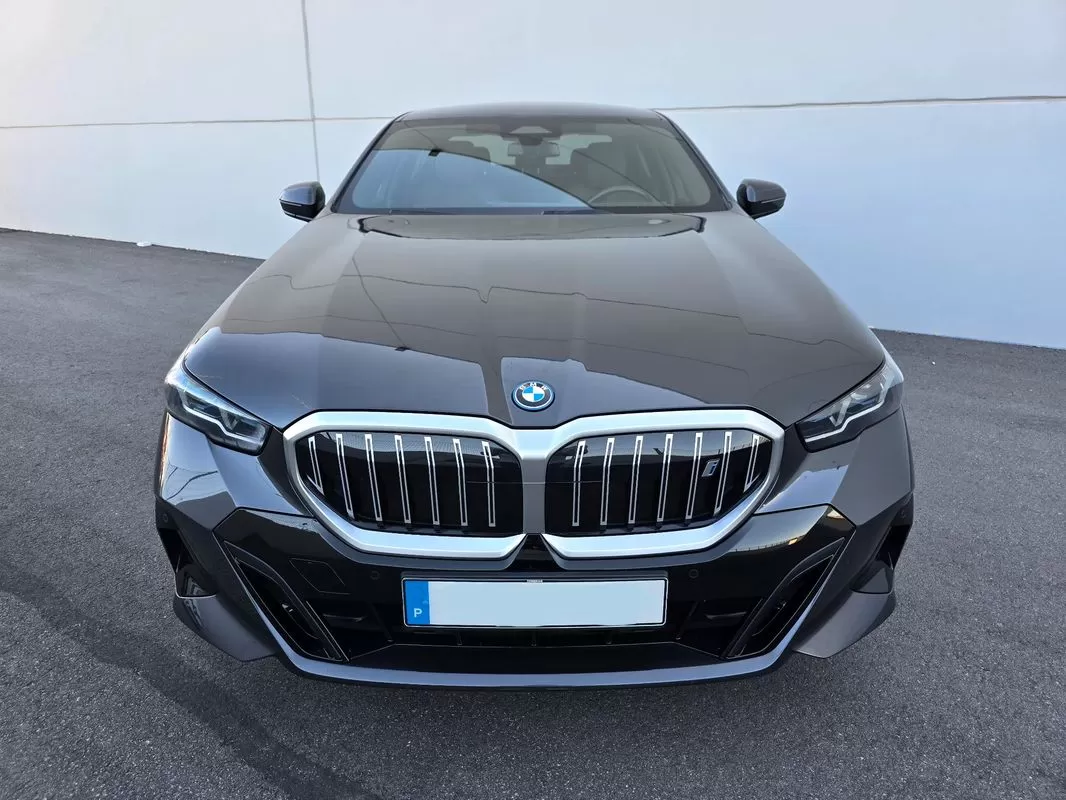 BMW i5 eDrive40 Pack Desportivo M - foto 5