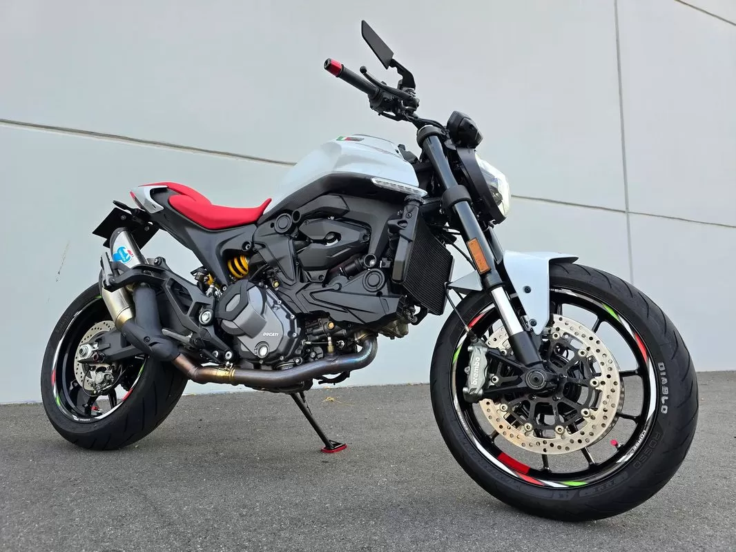 Ducati Monster 950 - foto 2