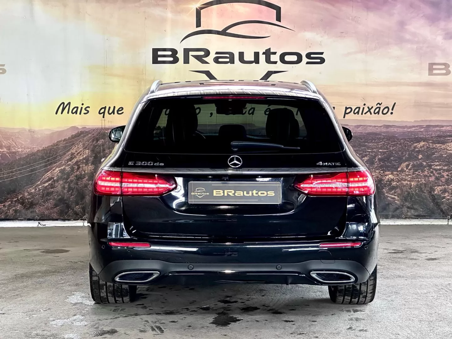 Mercedes-Benz E 300 de 4Matic 9G-TRONIC AMG Line - foto 7