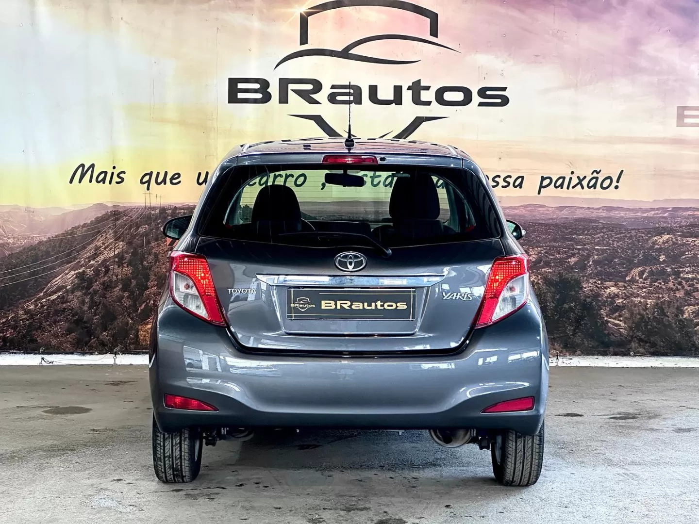 Toyota Yaris 1.0 VVT-i - foto 7