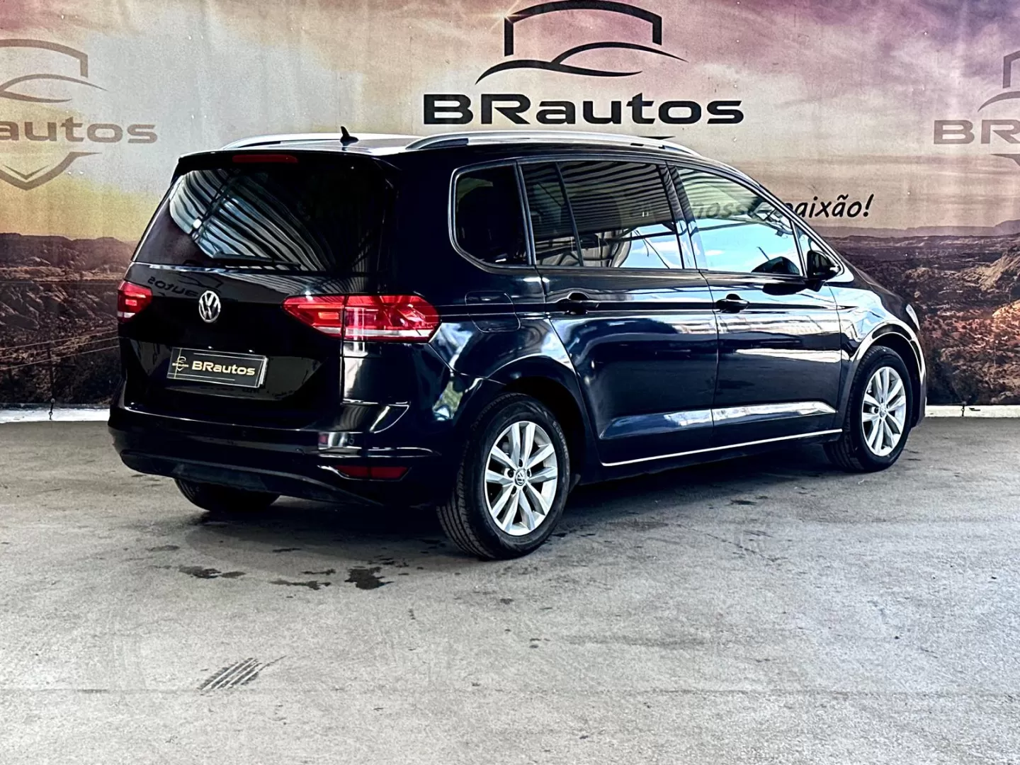 VW Touran 1.6 TDI Highline - foto 6