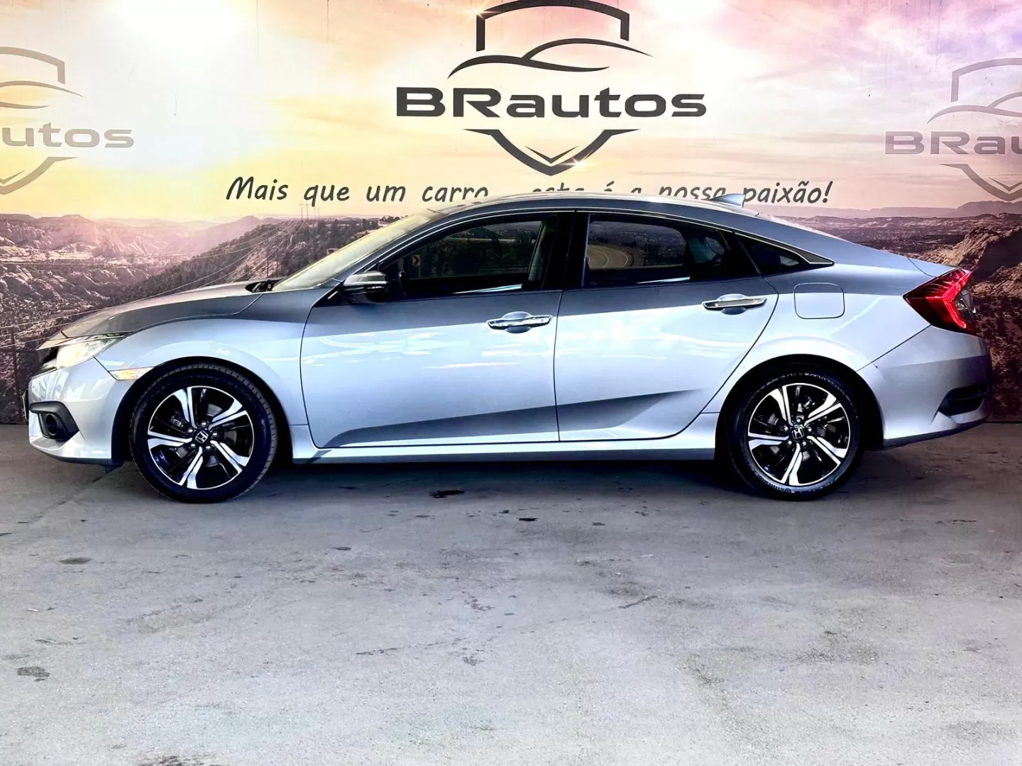 Honda Civic 1.5 i-VTEC Prestige CVT - foto 4