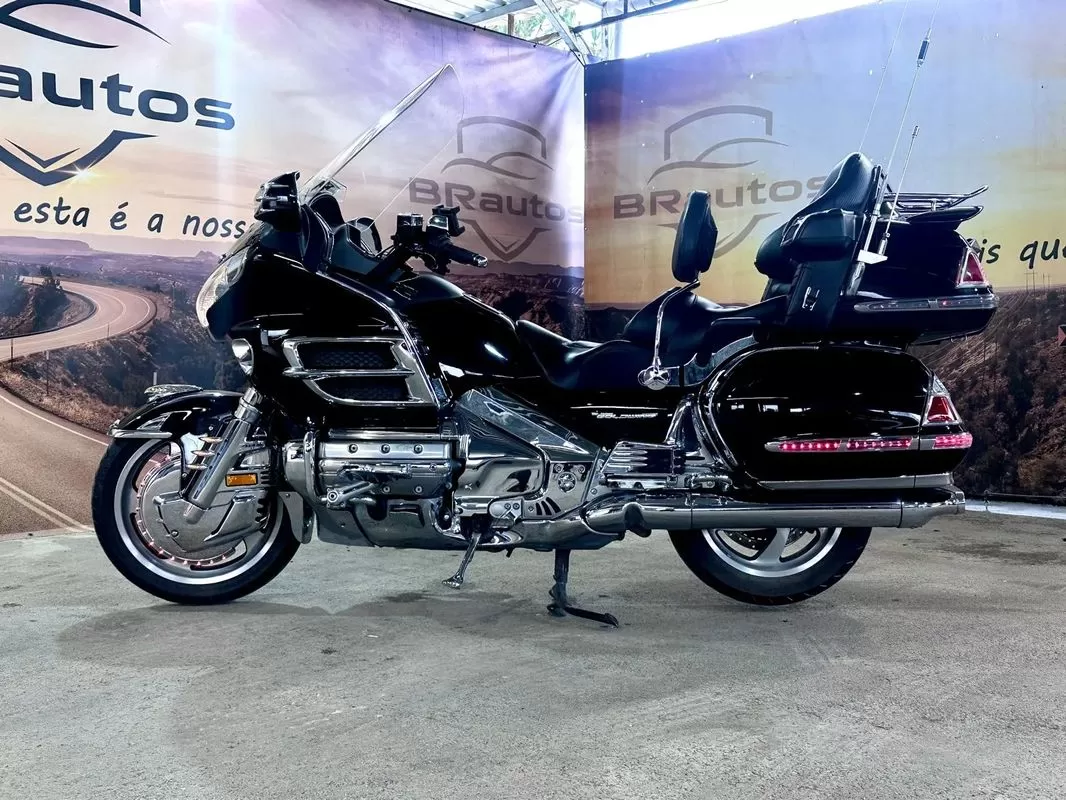 Honda Goldwing 1800 - foto 5