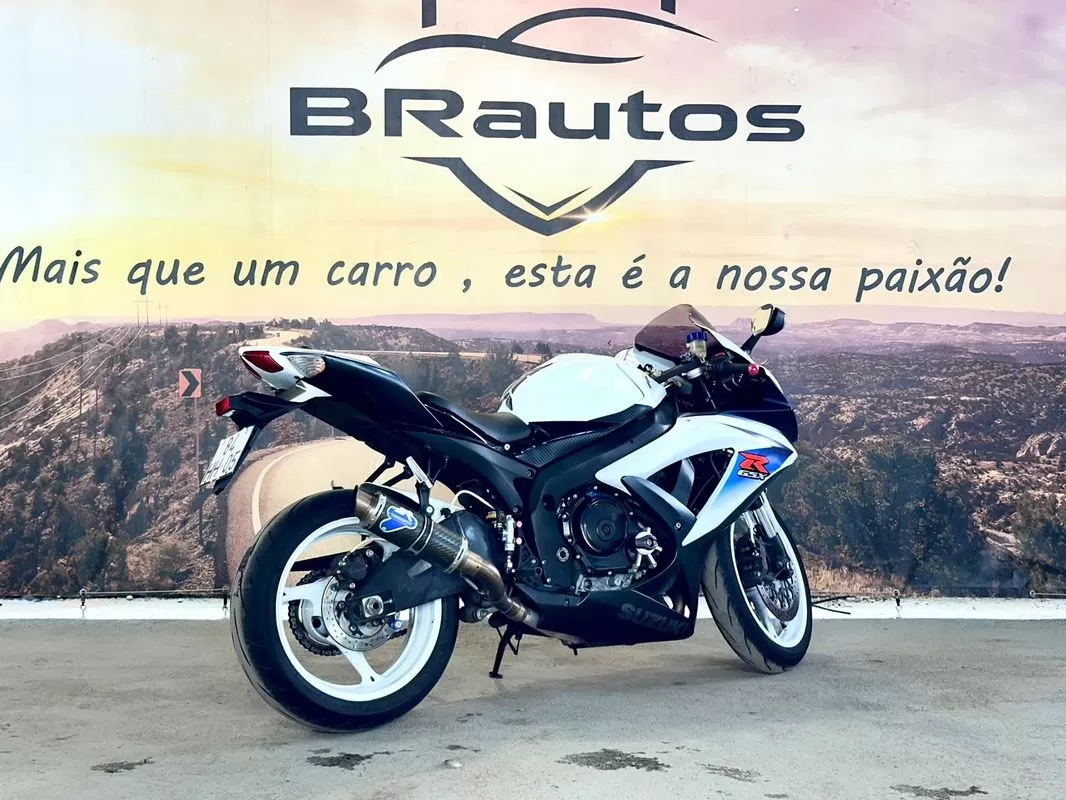 Suzuki  600 K9 - foto 4
