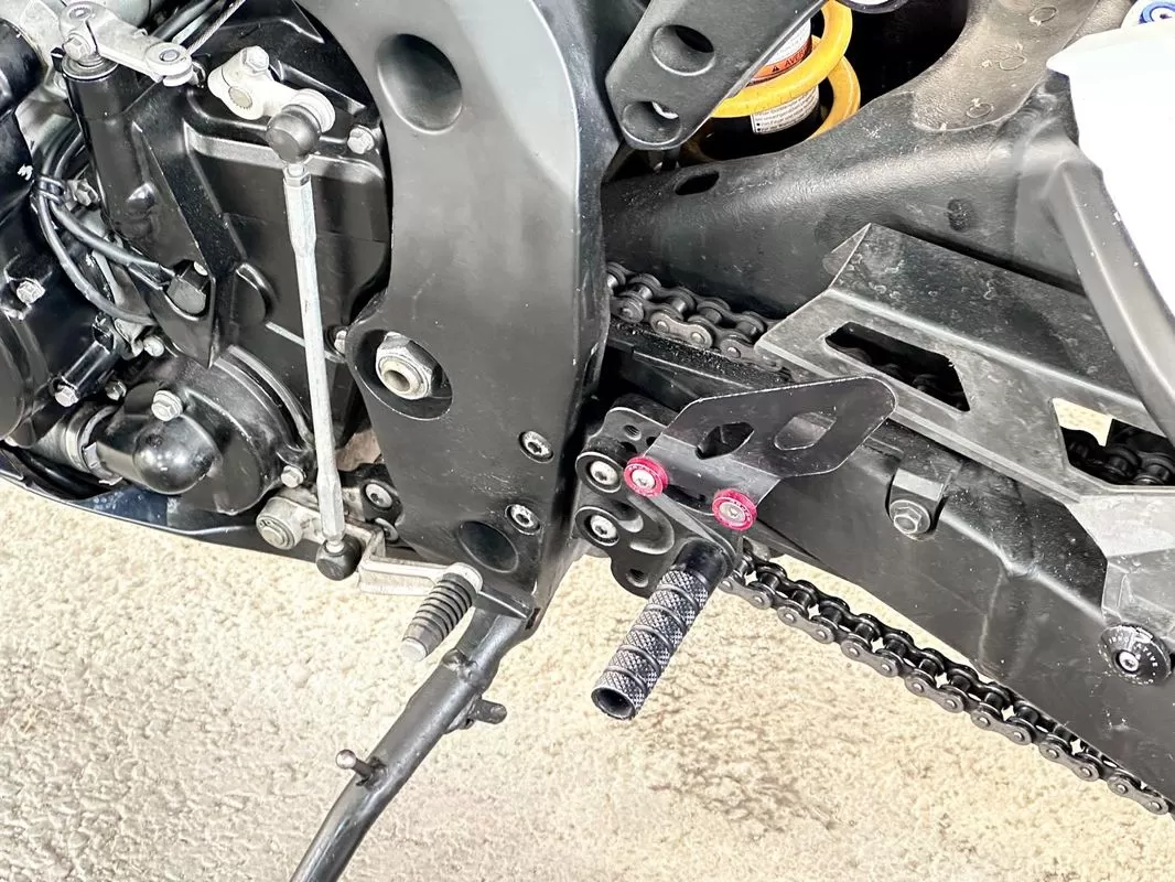 Suzuki  600 K9 - foto 7