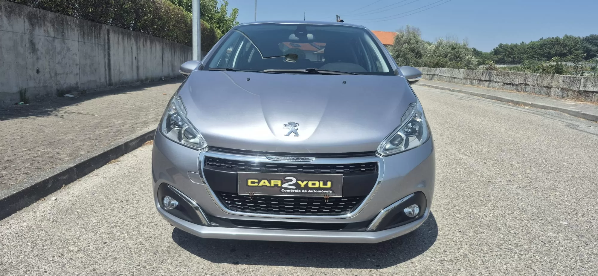 Peugeot 208 1.2 PureTech Signature - foto 2