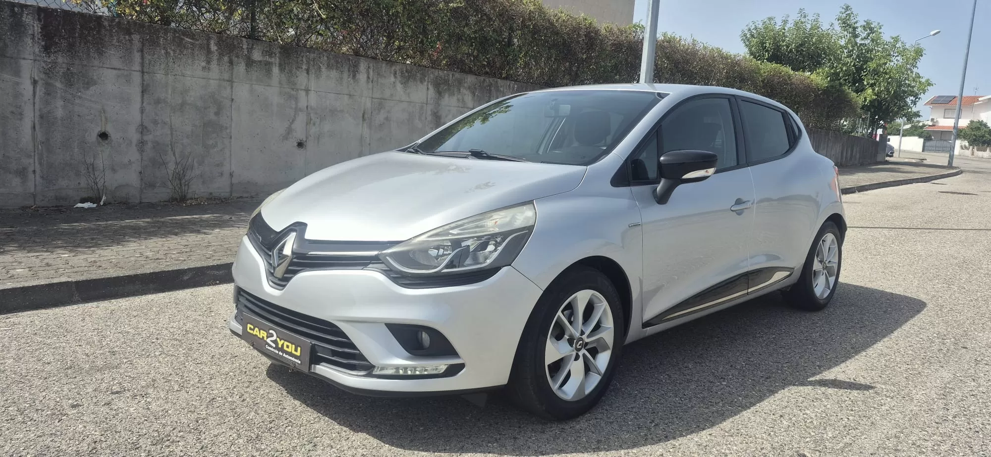 Renault Clio 0.9 TCE Limited - foto 3