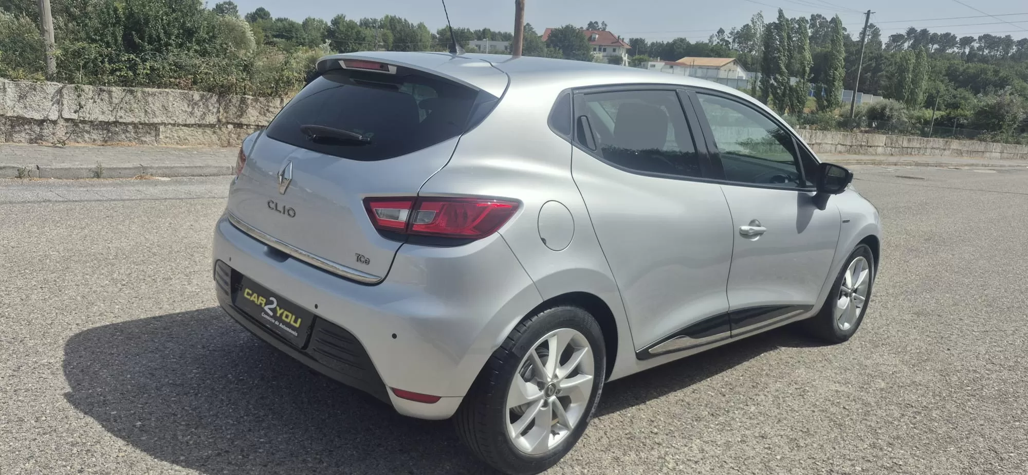 Renault Clio 0.9 TCE Limited - foto 7