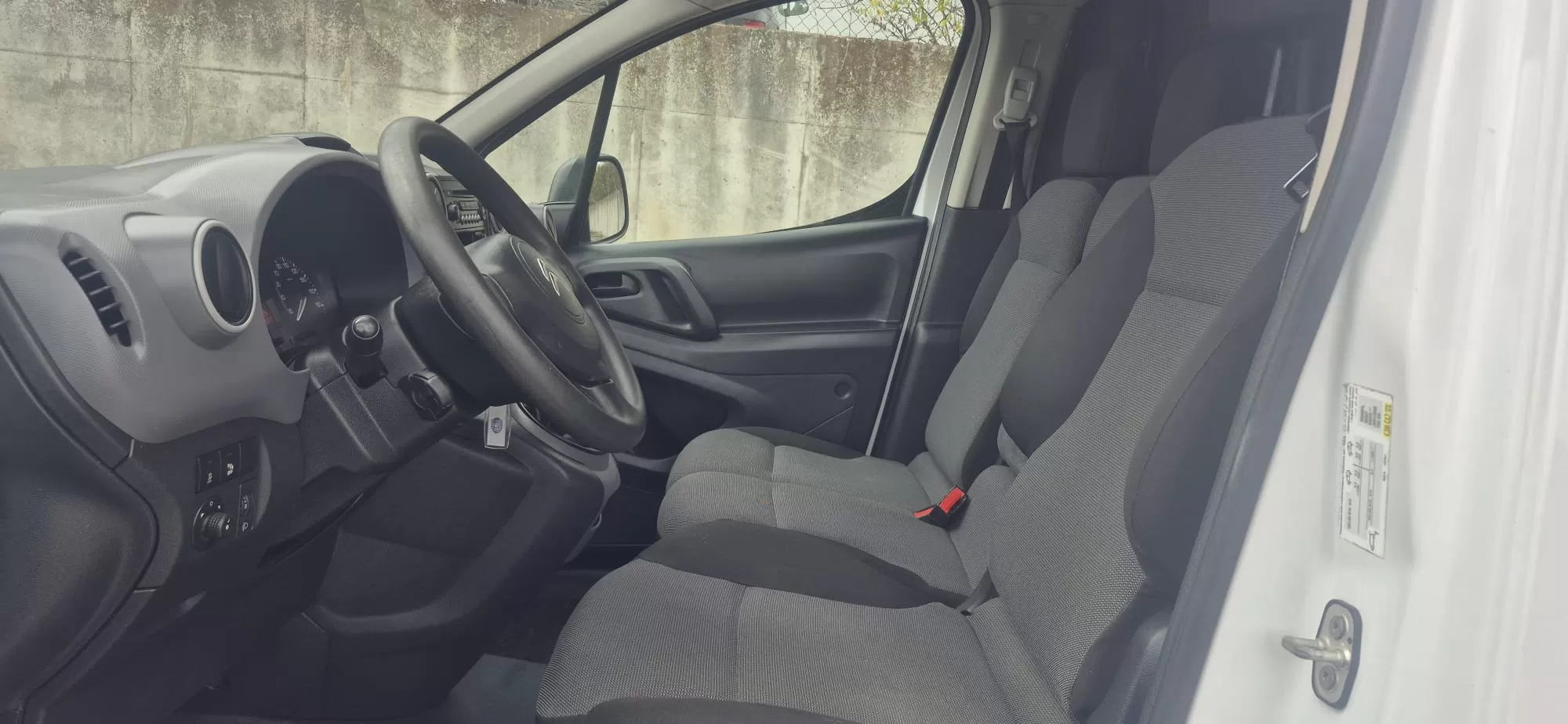 Citroën  Berlingo 1.6 HDI 3 Lug - foto 5